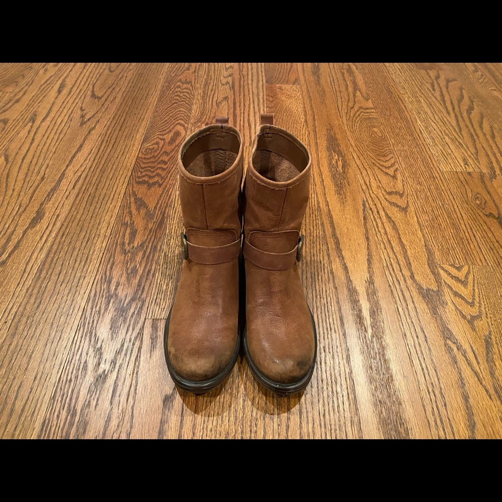 Lucky Brand brown leather booties in size 6.5